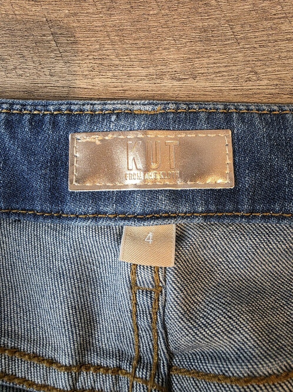 Kut from the Kloth Mid Wash High-Rise Wide Leg Jeans - Picture 3 of 6